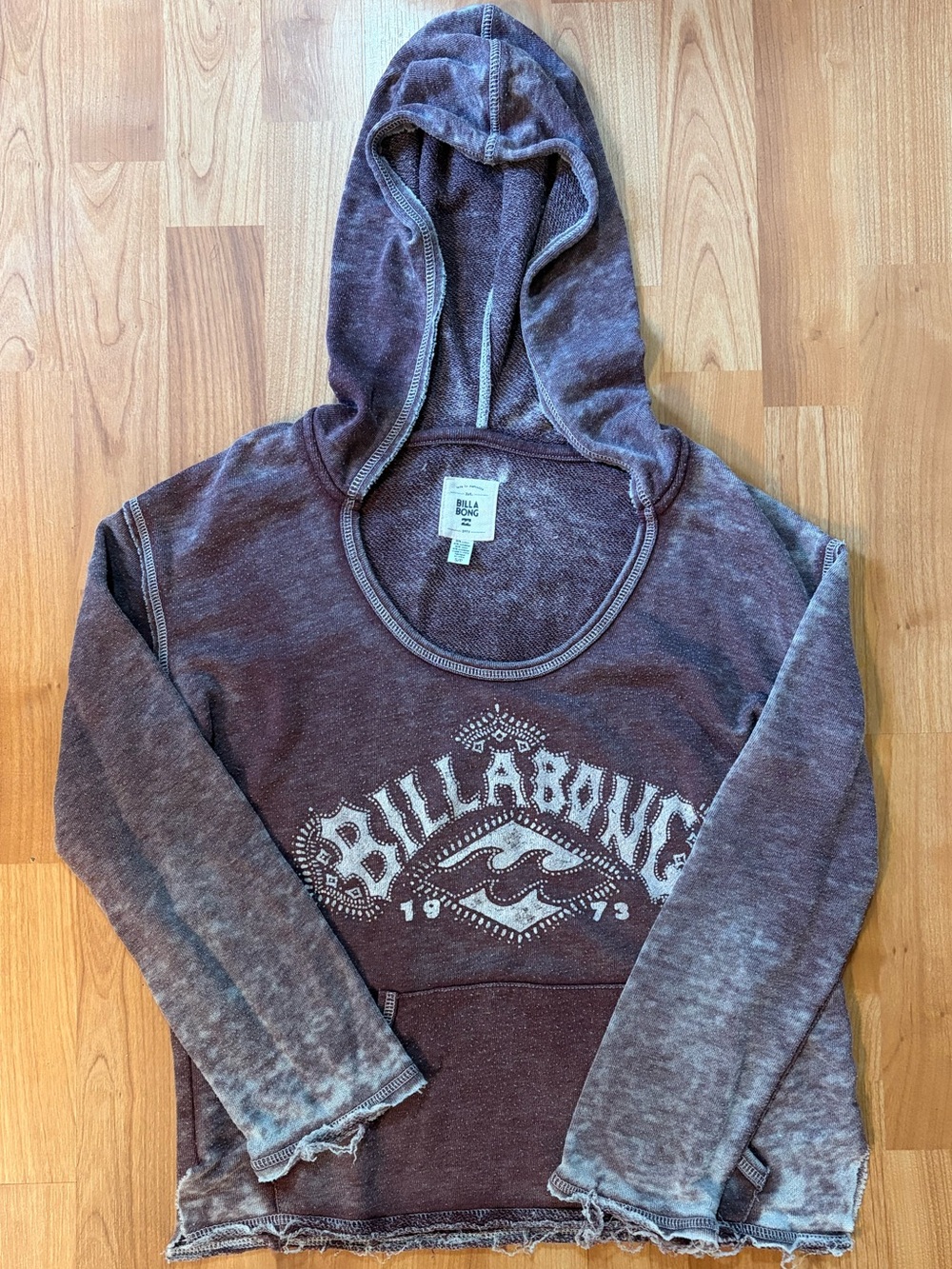 Billabong Maroon Scoop Neck Distressed Hoodie with Vintage Logo Small/Petite
